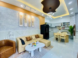 0938*242*889 bán chcc oriental plaza , tân phú . dt - 84m 2 phòng ngủ 2wc .giá 3,95 tỷ ( view mát )