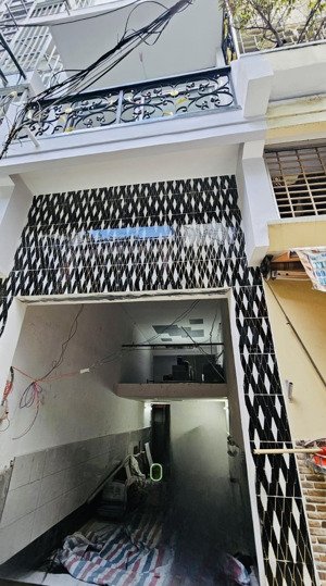 nhà bán cao đạt quận 5 28m2 3 tầng hẻm 4m gần mặt tiền - chỉ 4 tỷ 87 tl