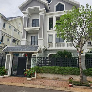liên phường _ biệt thự đẳng cấp - xe hơi đỗ cửa - ngang 15m diện tích gần 300m2 - phước long b