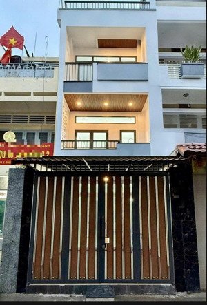 cho thuê nhà hẻm xe tải bùi hữu nghĩa, p.gia định, q. bình thạnh nở hậu, có sân đậu ô tô