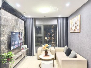 cho thuê 2pn 2vs toà s1.022602 toà 27 tầng