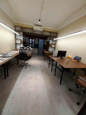 bán nhà c4 thạch bàn/90 m2/ 16.2 tỷ / ô tô chánh