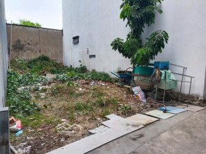 bán đất siu rẻ 2tỷ550 76m2 đường nhựa oto thông thẳng ql13, ngay cổng chào bd, sát bv hạnh phúc