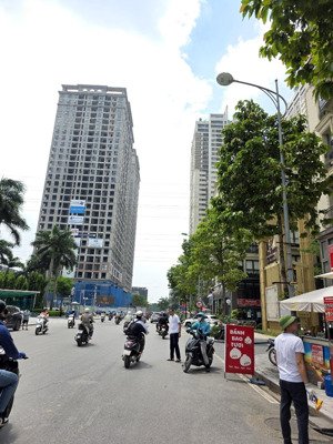 bán shophouse dt 65m2 mt 6,5m 6 tầng thang máy, k lỗi. 26 tỷ tại phan kế toại, dương nội, hà đông.