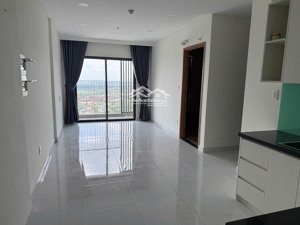 chính chủ cho thuê căn 2pn2wc cc honas residence sát làng đh