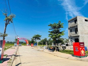 chỉ còn vài lô duy nhất nằm sát ql 1a, giá chỉ hơn 1,2 tỷ