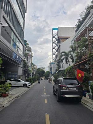 bán nhà hẻm xe hơi lê văn sỹ, p.1, quận tân bình 3 tầng giá nhỉnh 8 tỷ hiếm nhà bán