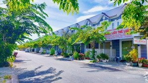 ngộp bank bán gấp nhà 1 trệt 1 lầu mặt tiền 10m