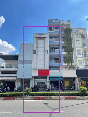 mặt tiền lê đại hành 4,4m x 17m - gần lotte mart