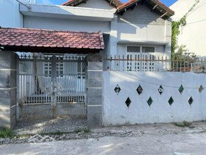 bán 128m2 ngang 8m chỉ 5,5 tỷ. tđc hòn sện, vĩnh hòa nha trang. có sẵn nhà kiên cố