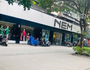 cho thuê mặt bằng mặt tiền 18m mặt phố khúc thừa dụ. diện tích 240m2 được làm nhà hàng