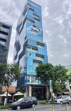 tòa nhà văn phòng building mt bến vân đồn p. 2 q4 với 5500m² sàn. gía bán 690 tỷ.