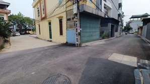 lô góc 74m2 đường ô tô tránh dừng đỗ ngày đêm đón sóng đầu tư