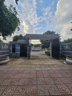 bán mảnh đất 3045m2 tt nhơn trạch, đồng nai. gần các dự án lớn. giá thỏa thuận