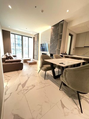 the crest 2pn rẽ nhất thị trường full nội thất - giỏ hàng thuê tốt nhất tháng 8