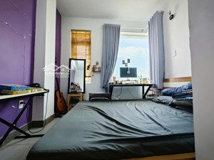 bán nhà 4 tầng, 12 phòng, thu nhập 35 triệu/tháng, mặt tiền đường hàn thuyên. dt 100m2