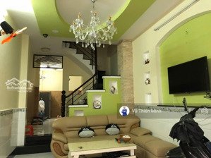 hiếm bán 6,1 tỷ tại huỳnh văn bánh sát phan đình phùng, q. pn, 38m2, 5pn, 5wc, 4 tầng, nhà rất đẹp.