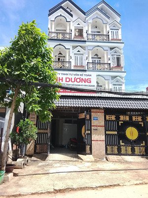 chính chủ cho thuê mặt bằng bán hàng mang đi thạnh lộc 27, q. 12 vị trí: đường thạnh lộ
