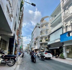 cho thuê nhà 2mt bàn cờ quận 3 - 4 x 20m trệt 3 lầu sân thượng. 50 triệu/th