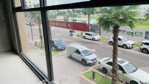 cho thuê 2 căn shophouse akari liền kề, mặt tiền 15m, lộ giới 25m, dân cư đông đúc sầm uất miễn pql