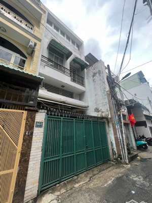 nhà hẻm xe hơi khu vực gò dầu gần aeon mall tân phú chỉ 5 phút đi bộ