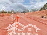 chủ gửi bán 3 lô đất liền kề mặt tiền đường xuyên tâm 32m, 300m2, lh: 