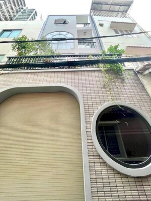 Bán nhà Phú Nhuận, 4 Tầng, 99m2 DTsd, mới ở ngay, gần mặt tiền Nguyễn Văn Trỗi, ngang 4.2m, khu dân trí, 6.55 Tỷ