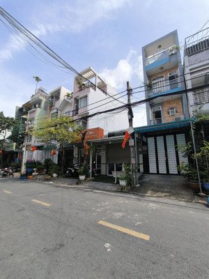 nhà cấp 4 mt đường số p. tân quy, (4,5 x 20m) xây được cao tầng: hầm + 6 tầng