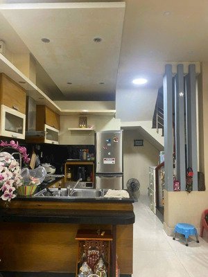 chính chủ - 351/5 vườn lài - 4x10 - 2 lầu - st - 3pn-4wc- giá tốt