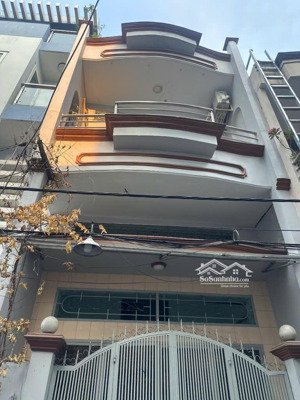 * tân phú. vườn lài. 3 tầng, 4x10. đường 5 m. 5.x tỏi.