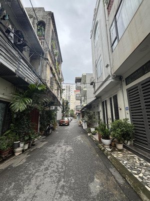 nhà đẹp lý sơn - ô tô đỗ ngay cửa - nhỉnh nhẹ 7tỷ - 5 tầng - 42m2