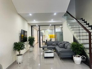 bán nhà 4 tầng đường bùi công trừng view công viên - hoà xuân