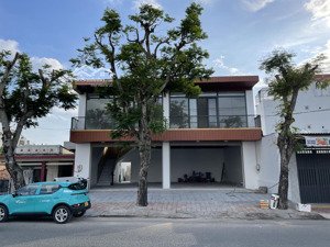 mặt tiền trần thị cờ 294m2 cho thuê