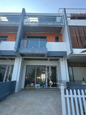 bán shophouse gói 8 đối diện trường mầm non và noxh tương lai