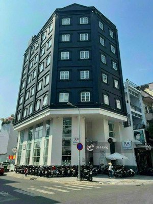 siêu dòng tiền trung tâm quận 7 tòa chdv hầm 7 tầng - dt: 10 x 30m - hđt: 240tr/th, giá: 45 tỷ