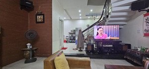 siêu phẩm phân lô vỉa hè ngô thì nhậm 60m 2 mặt tiền 5,5m siêu khủng 5 tầng, mà chỉ nhỉnh 16 tỷ.