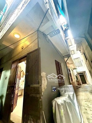 bán nhà phố lò đúc- căn góc mở cửa 2 mặt - nhà cách phố 100m - ngõ 3 gác - 30m2x4 tầng - 4,85 tỷ
