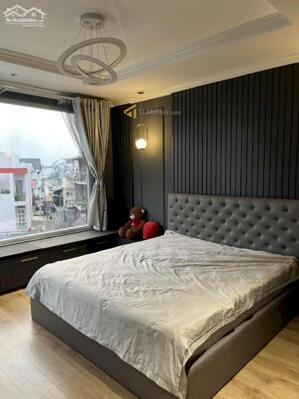 Cần bán biệt thự-villa 2 mặt tiền sân vườn xinh yêu cho gia chủ mới