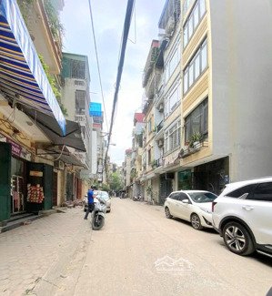 siêu hiếm chỉ hơn 6 tỷ nhà 25m2 5 tầng ô tô tránh vỉa hè kinh doanh, lô góc siêu đẹp, bán nhanh