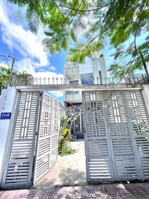 bán nhà mt huỳnh tấn phát, trung tâm tt nhà bè