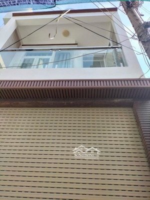 hẻm xe hơi gò dầu - tân phú - 52m- 2 tầng - 2pn- 2wc- 2 mặt hẻm trước sau- gần mặt tiền - 5.7 tỷ