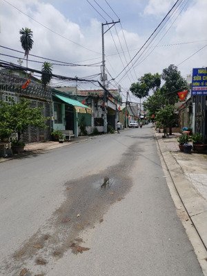 bán biệt thự sân vườn - đường 160 - lã xuân oai - 41x20 - tăng nhơn phú a