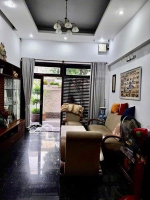 giảm 5 tỷ biệt thự quận tân bình - nhà ga t3 văn chung - hoàng hoa thám - ngang 7.2x21
