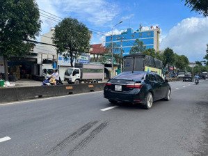 nhà 8mx24m góc 2 mặt tiền đường 40m lê thị riêng, p.thới an, q12, đúc 2 lầu, giá bán : 13.5 tỷ