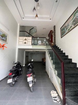 nhà 4 tầng khu dân cư đồng bộ đường nguyễn thị hương tt nhà bè dt: 4.25 x 12( 51m2)