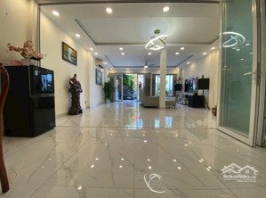 giảm mạnh 6 tỷ - gấp bán biệt thự 3 tầng mặt tiền khu bàu cát, tân bình - 6.8m x 28m - giá 35.x tỷ