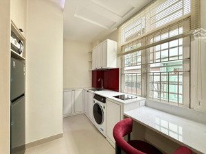cho thuê studio mới 100% full nội thất cửa sổ ở phú hữu quận 5