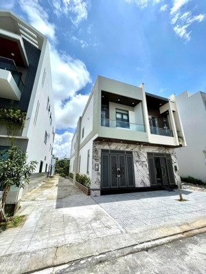 bán nhà góc hẻm khu đô thị tây bắc, rạch giá vị trí: góc hẻm nội bộ đường số 11