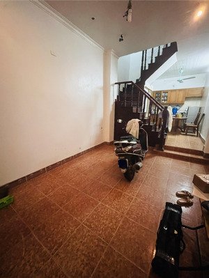 cho thuê 1 phòng trọ trong nhà nguyên căn, 87 lê thanh nghị, đi bộ 500m đến bách khoa, neu