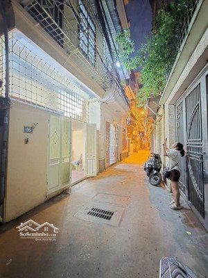 bán nhà phố quan nhân,thanh xuân,hn. đường ô tô, cực đẹp. 38m - mặt tiền 4m . chỉ nhỉnh 200tr/m